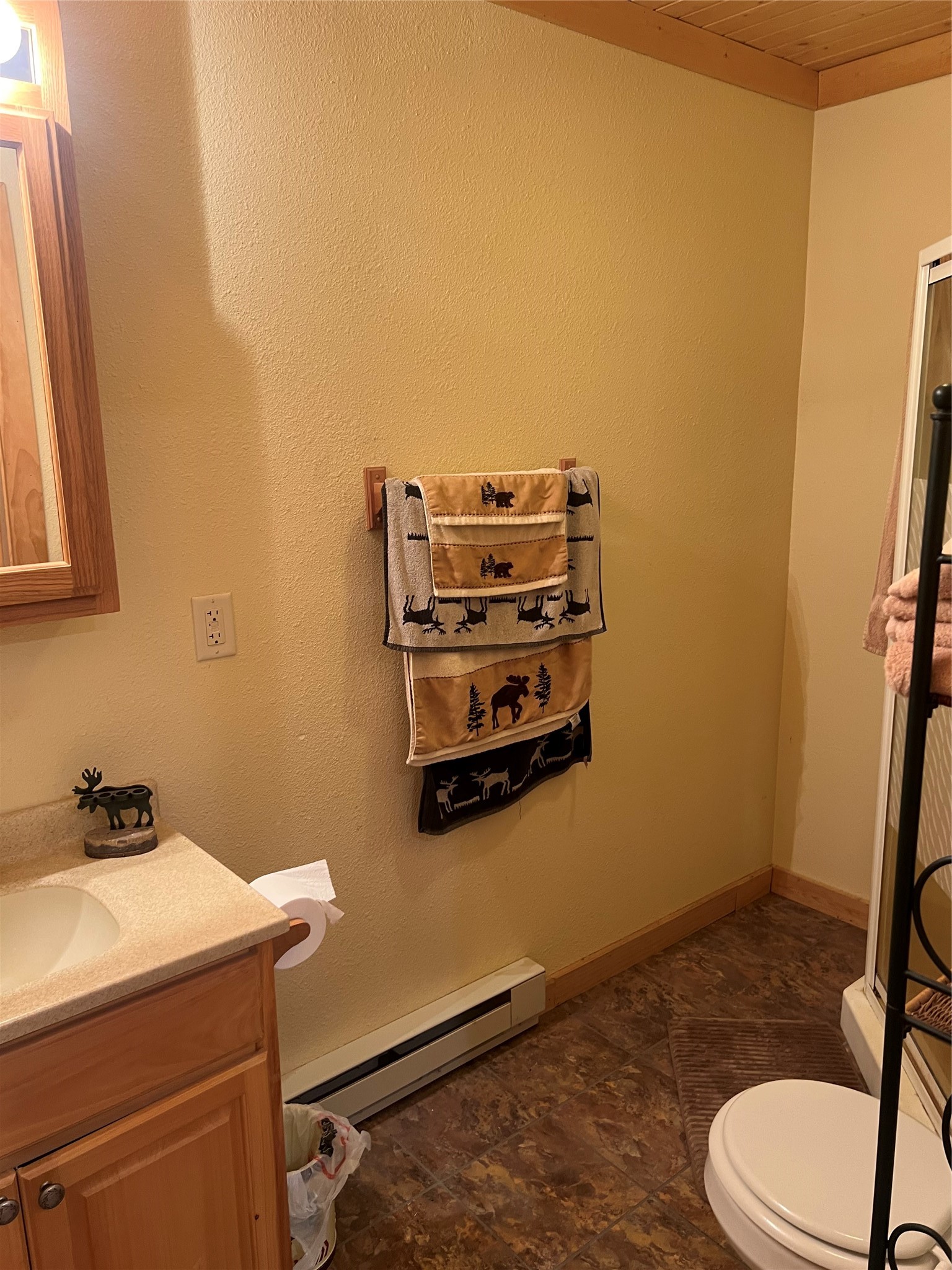 3801 Gaslyn Road Property Photo 9