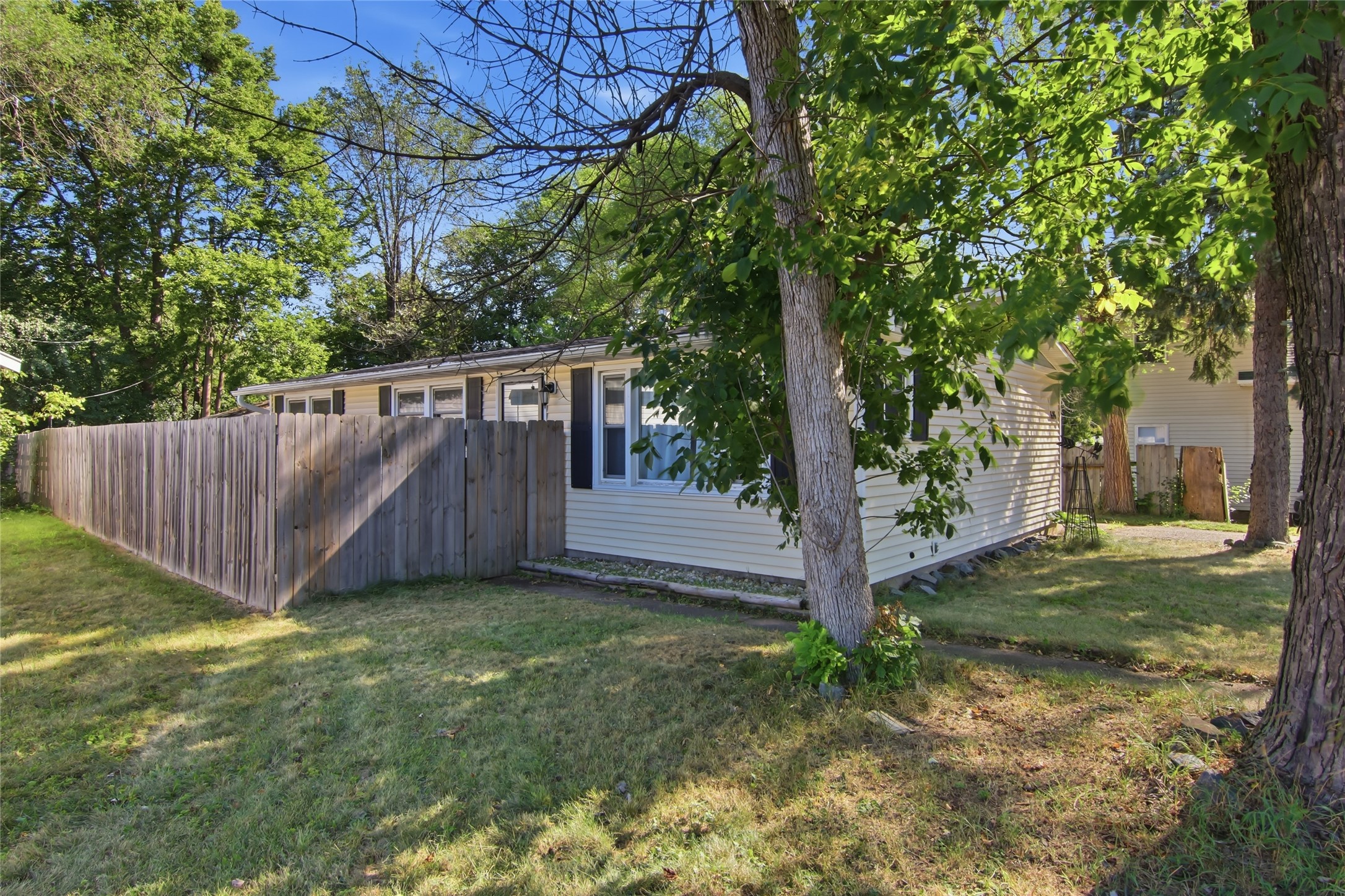 616 Truax Boulevard Property Photo 29