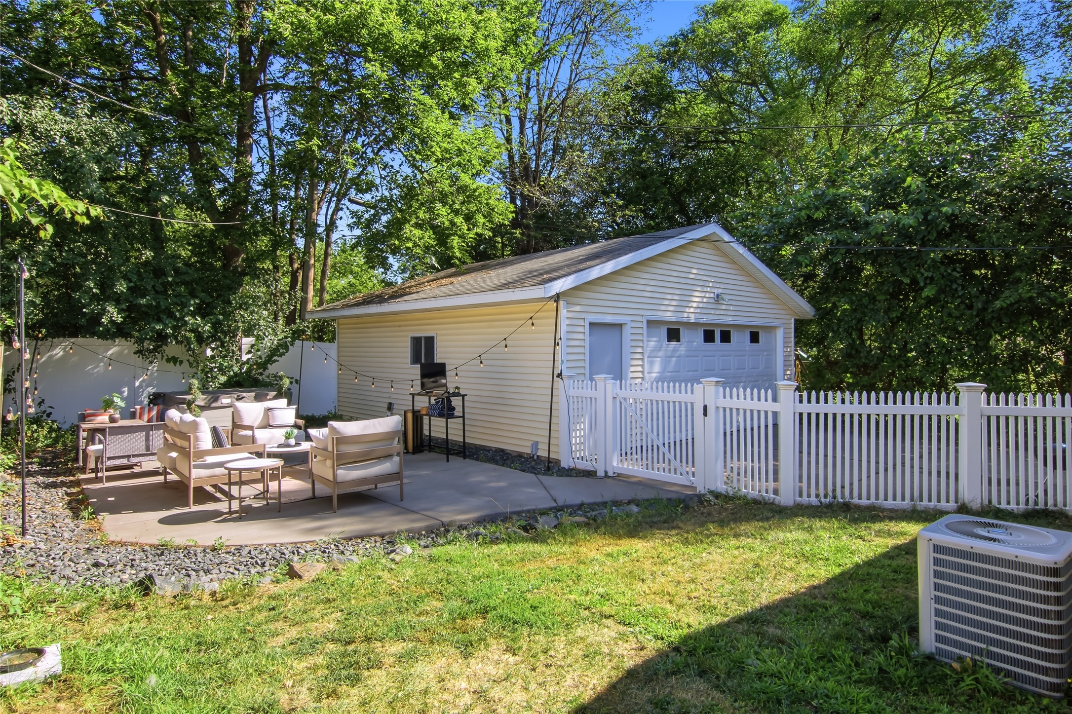 616 Truax Boulevard Property Photo 31