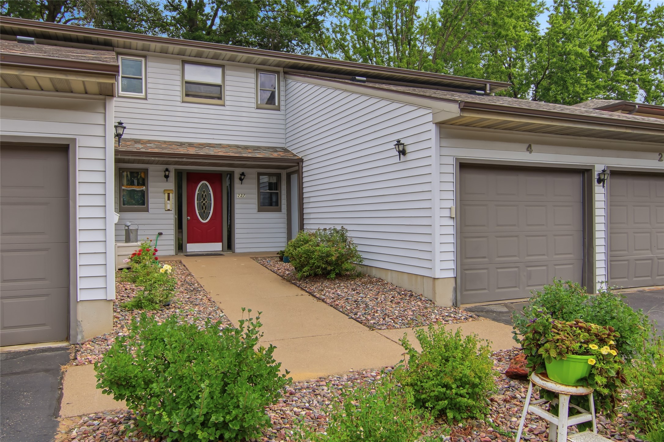 227 Harvest Lane Property Photo 1