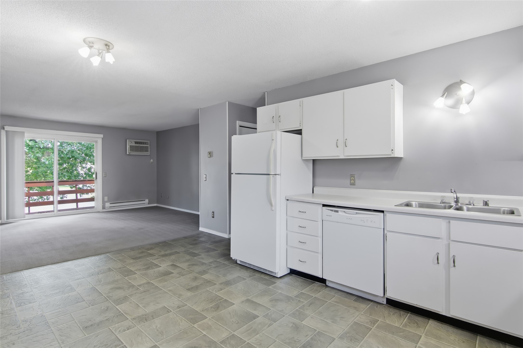 227 Harvest Lane Property Photo 8