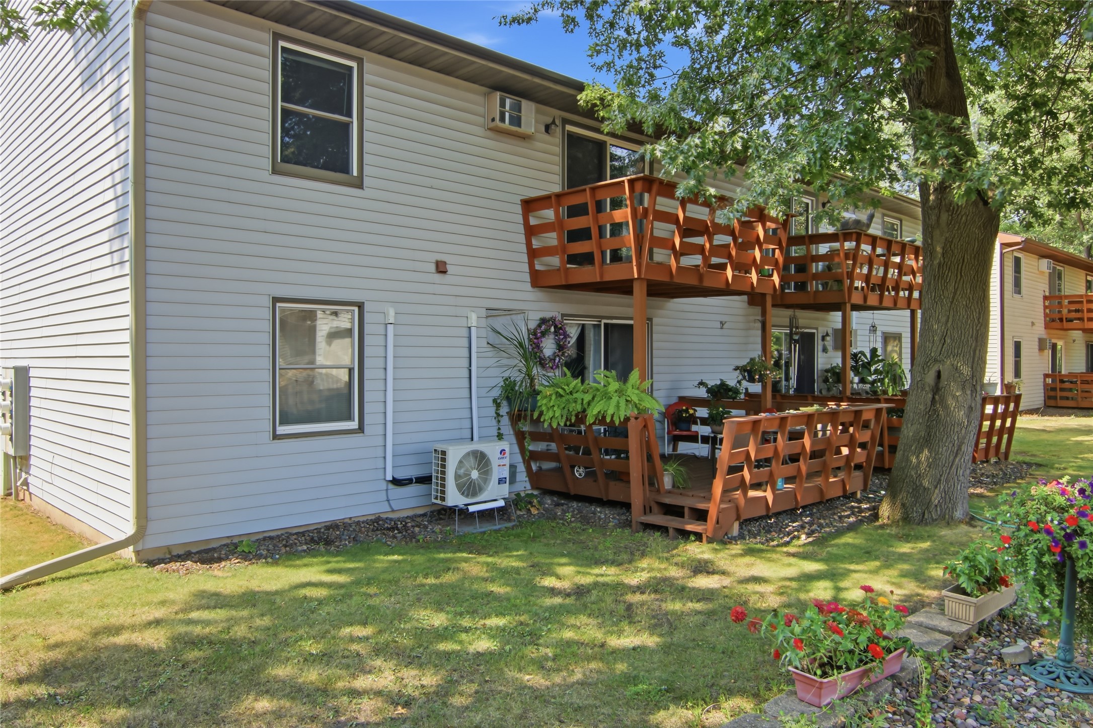227 Harvest Lane Property Photo 31