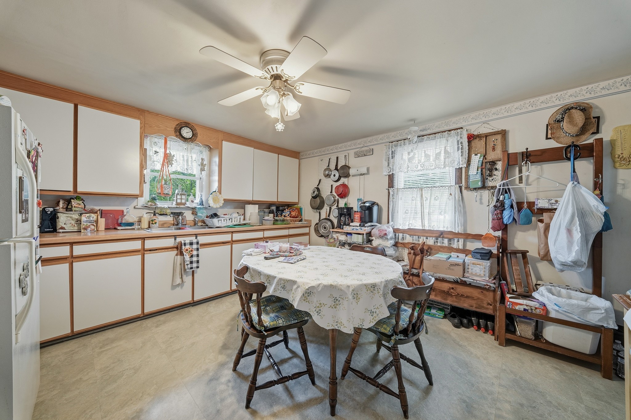 1135 Mansfield Street Property Photo 8
