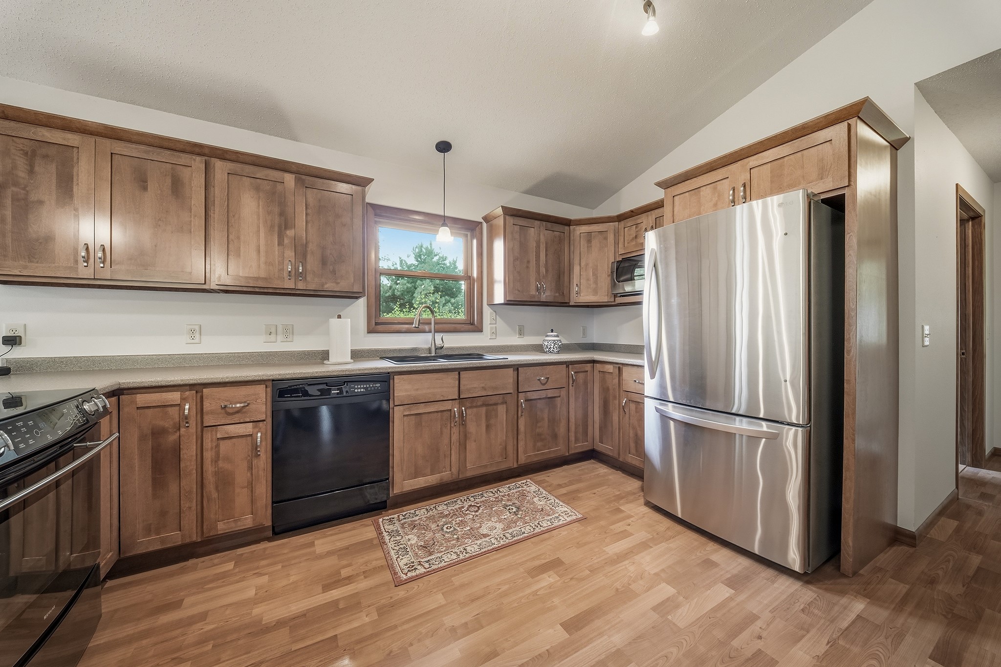913 Bridgewater Avenue Property Photo 12