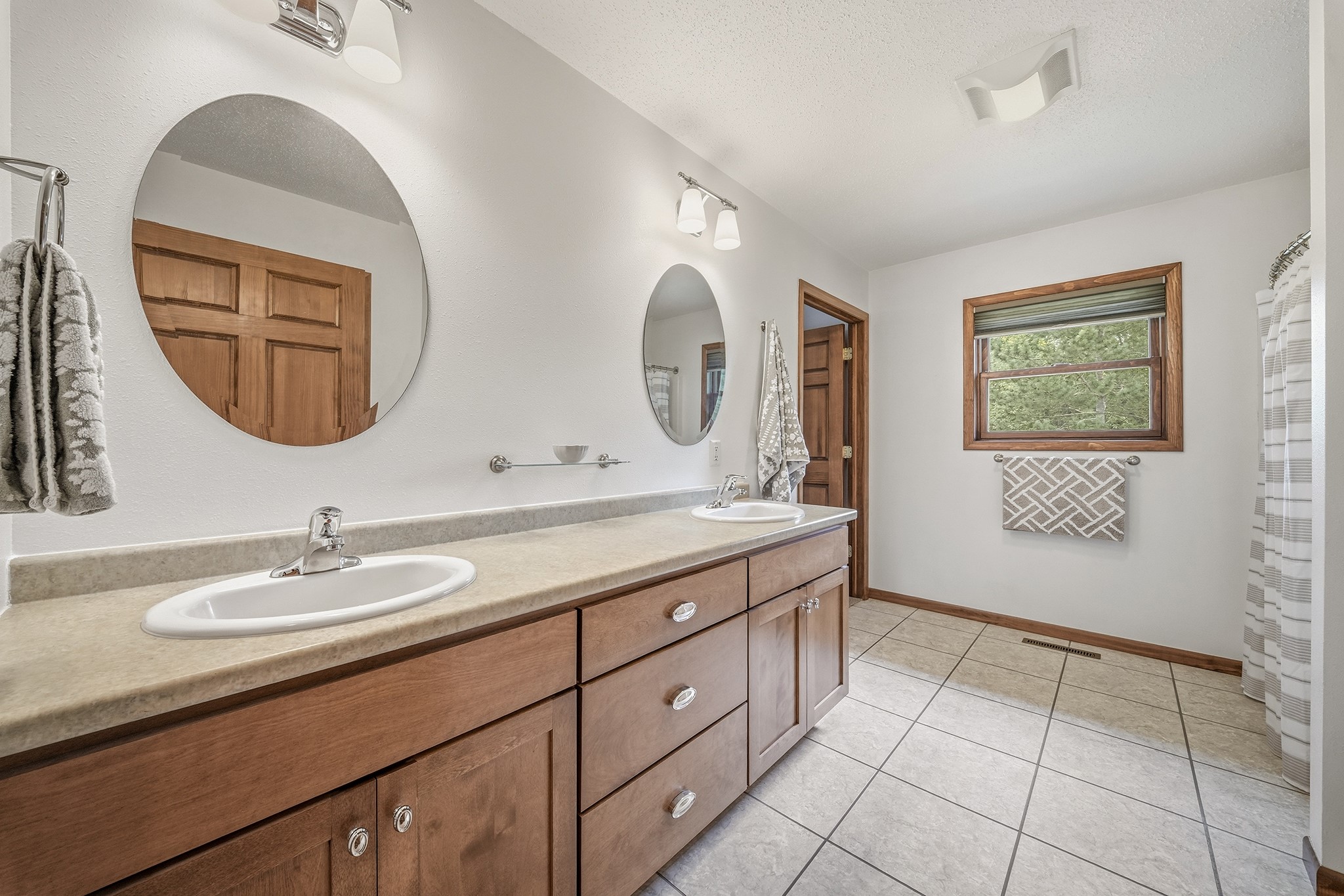 913 Bridgewater Avenue Property Photo 20