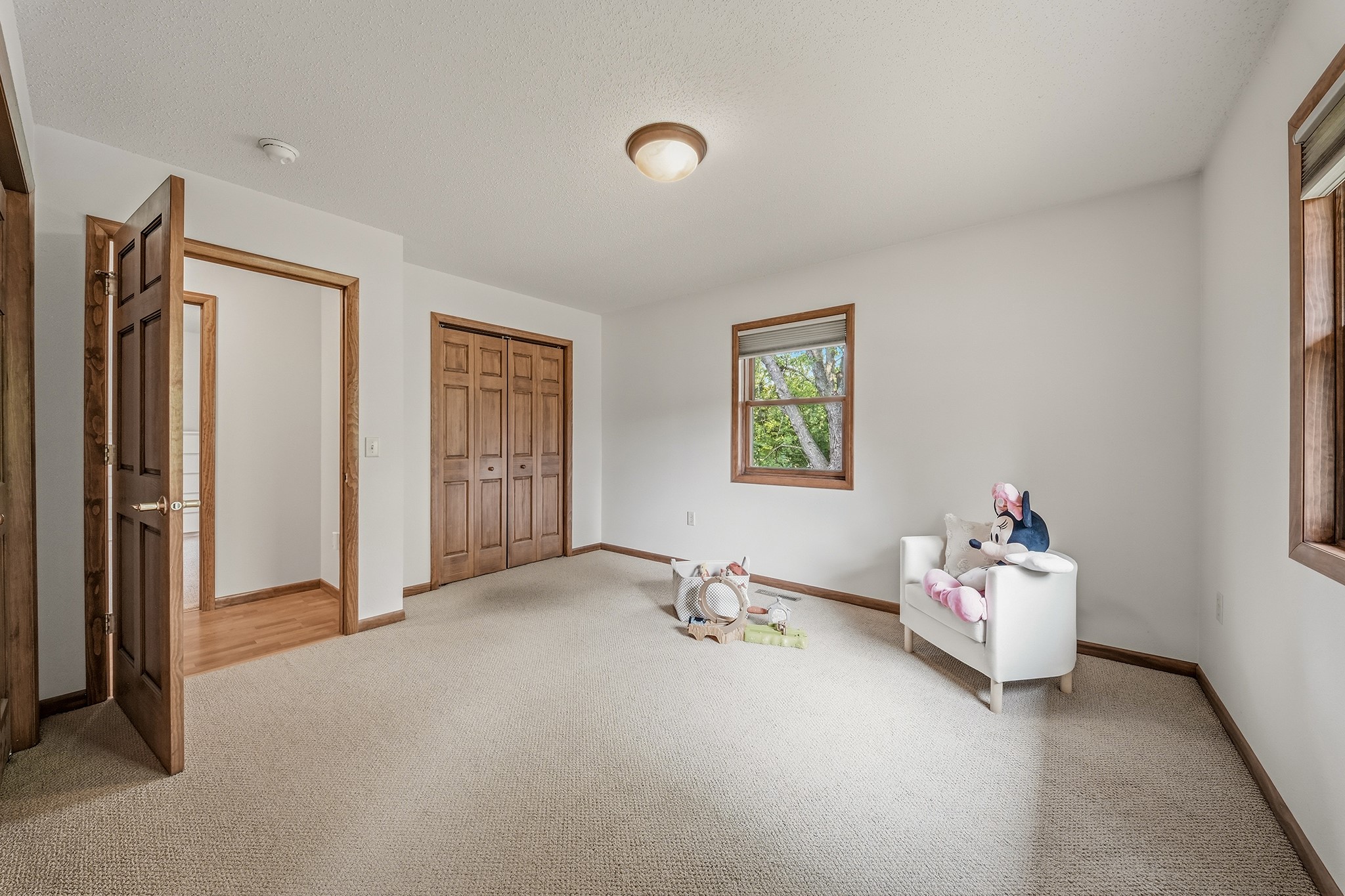 913 Bridgewater Avenue Property Photo 23
