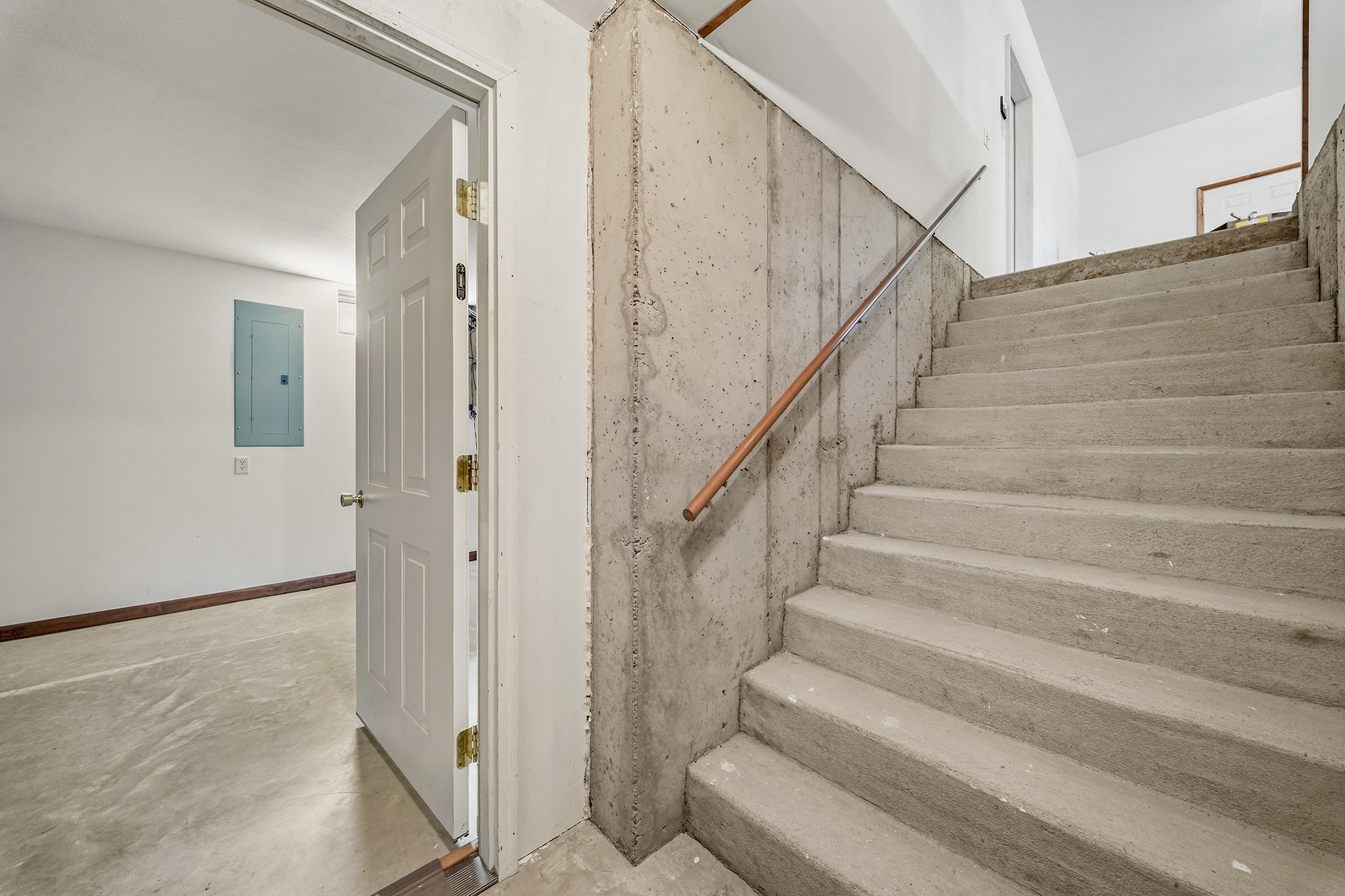 913 Bridgewater Avenue Property Photo 32