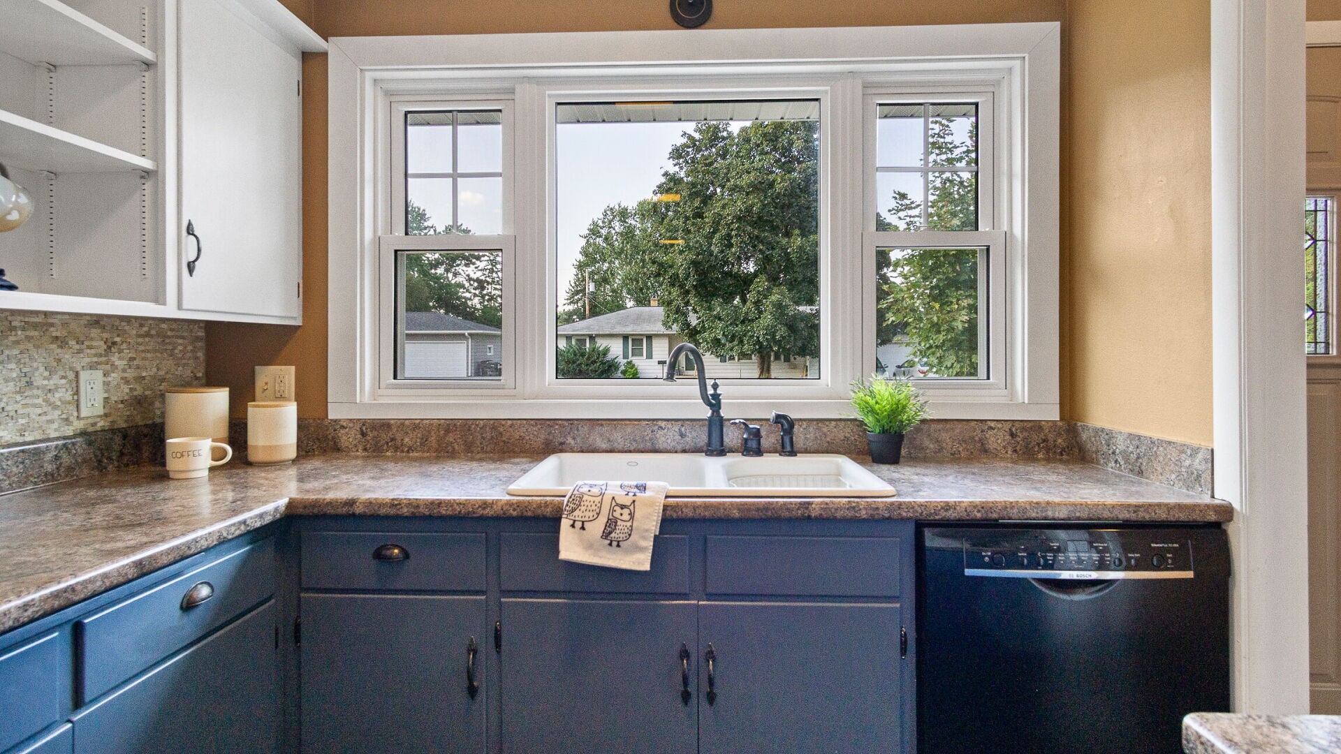 1905 E Lexington Boulevard Property Photo 21