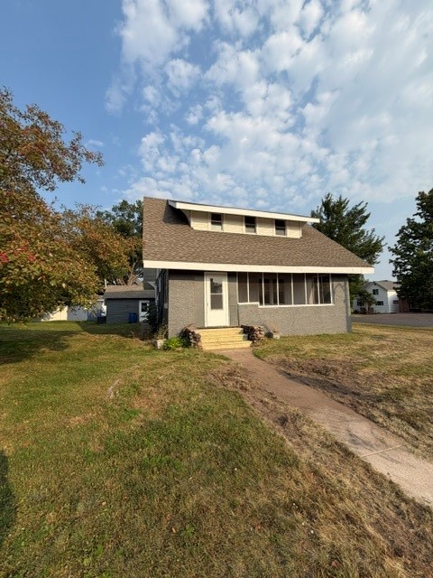 121 N River St Property Photo 4