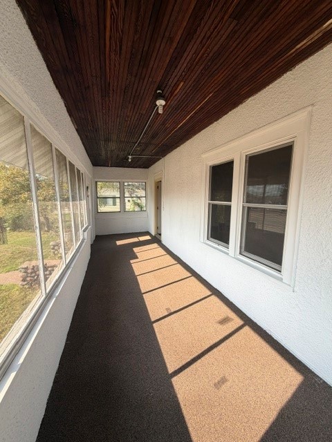 121 N River St Property Photo 9