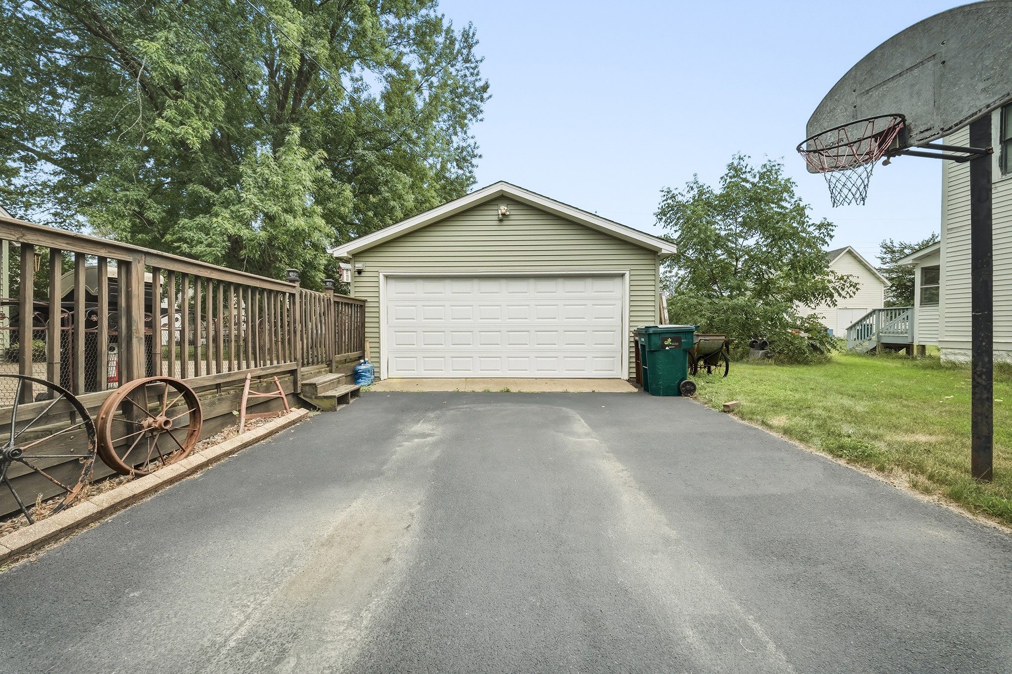 1619 Garfield Avenue Property Photo 4