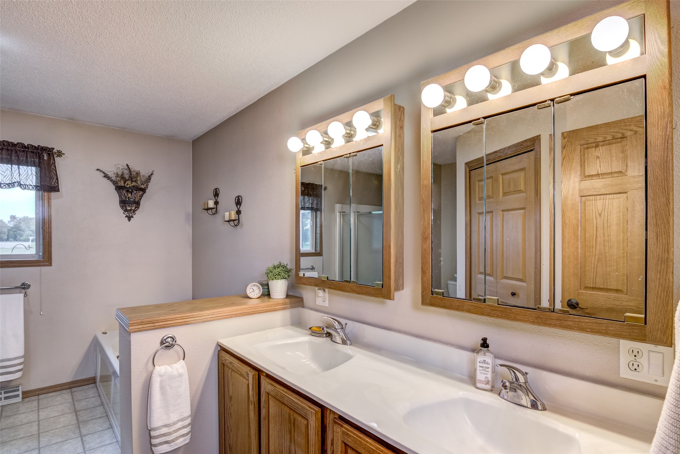 13903 132nd Street Property Photo 18