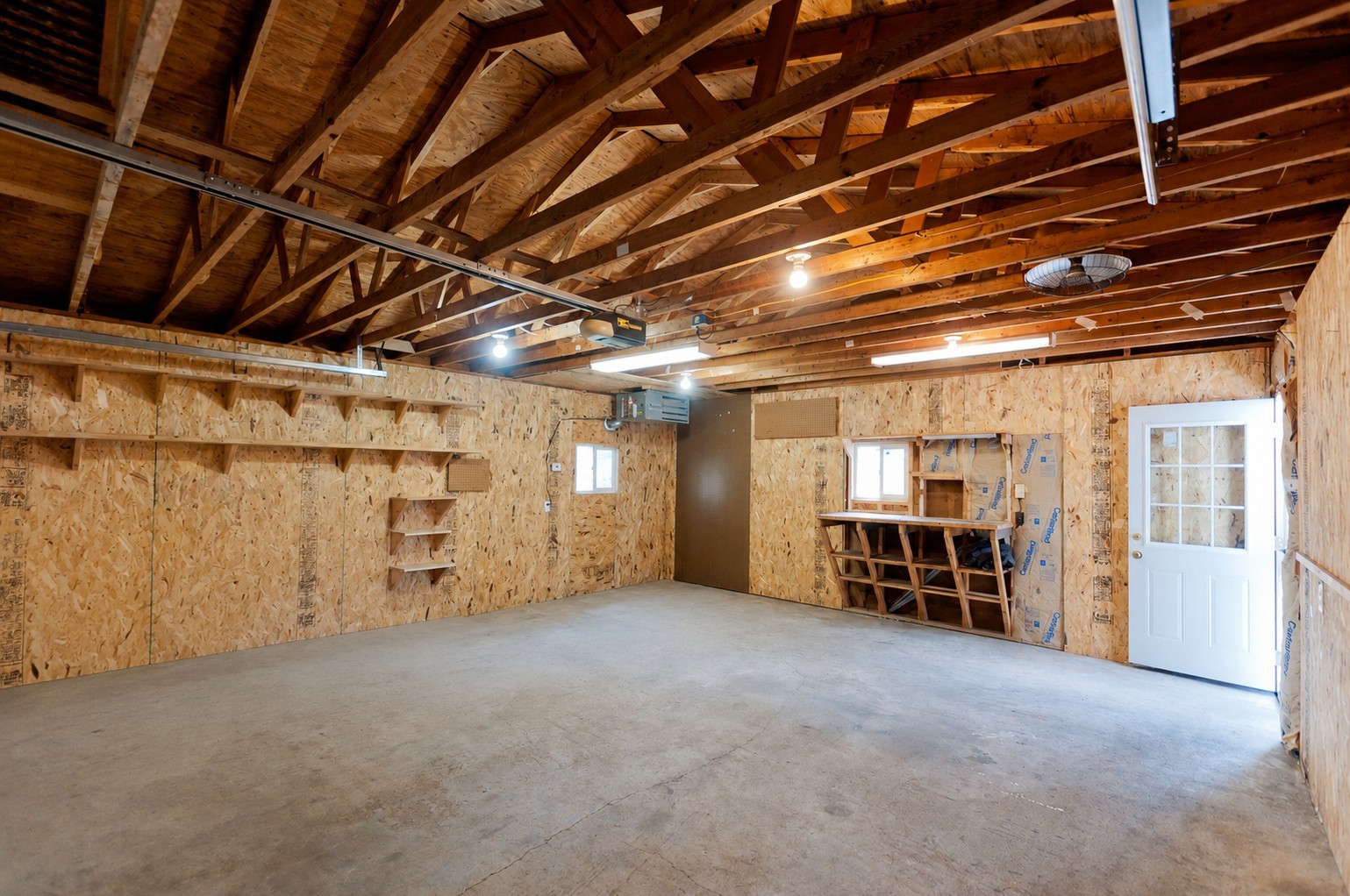 939 Craite Avenue Property Photo 9