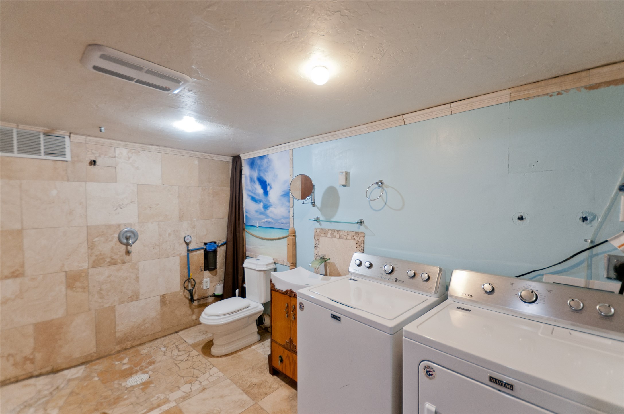 939 Craite Avenue Property Photo 32