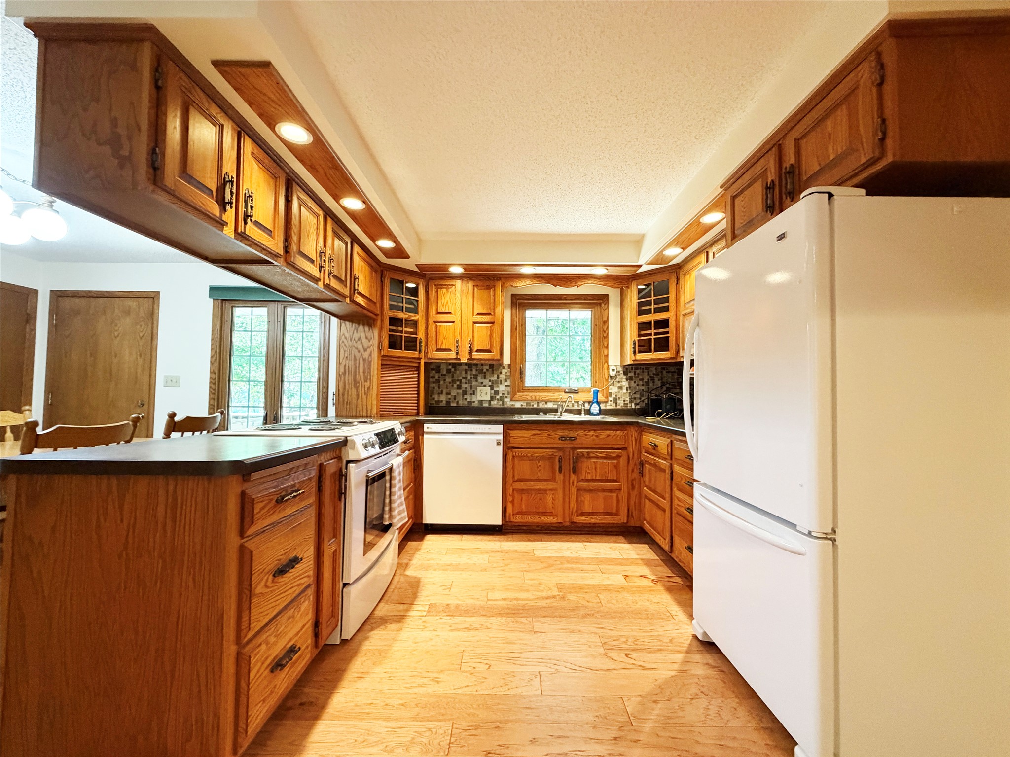 1105 Bayview Avenue Property Photo 7