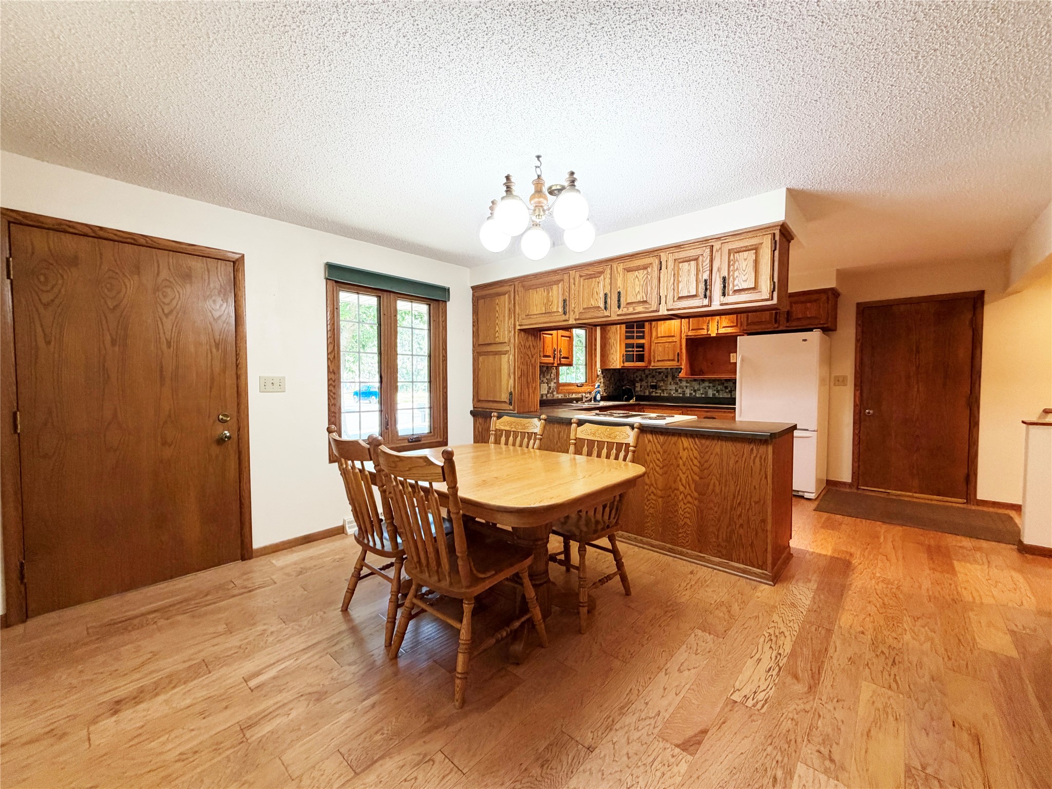 1105 Bayview Avenue Property Photo 9