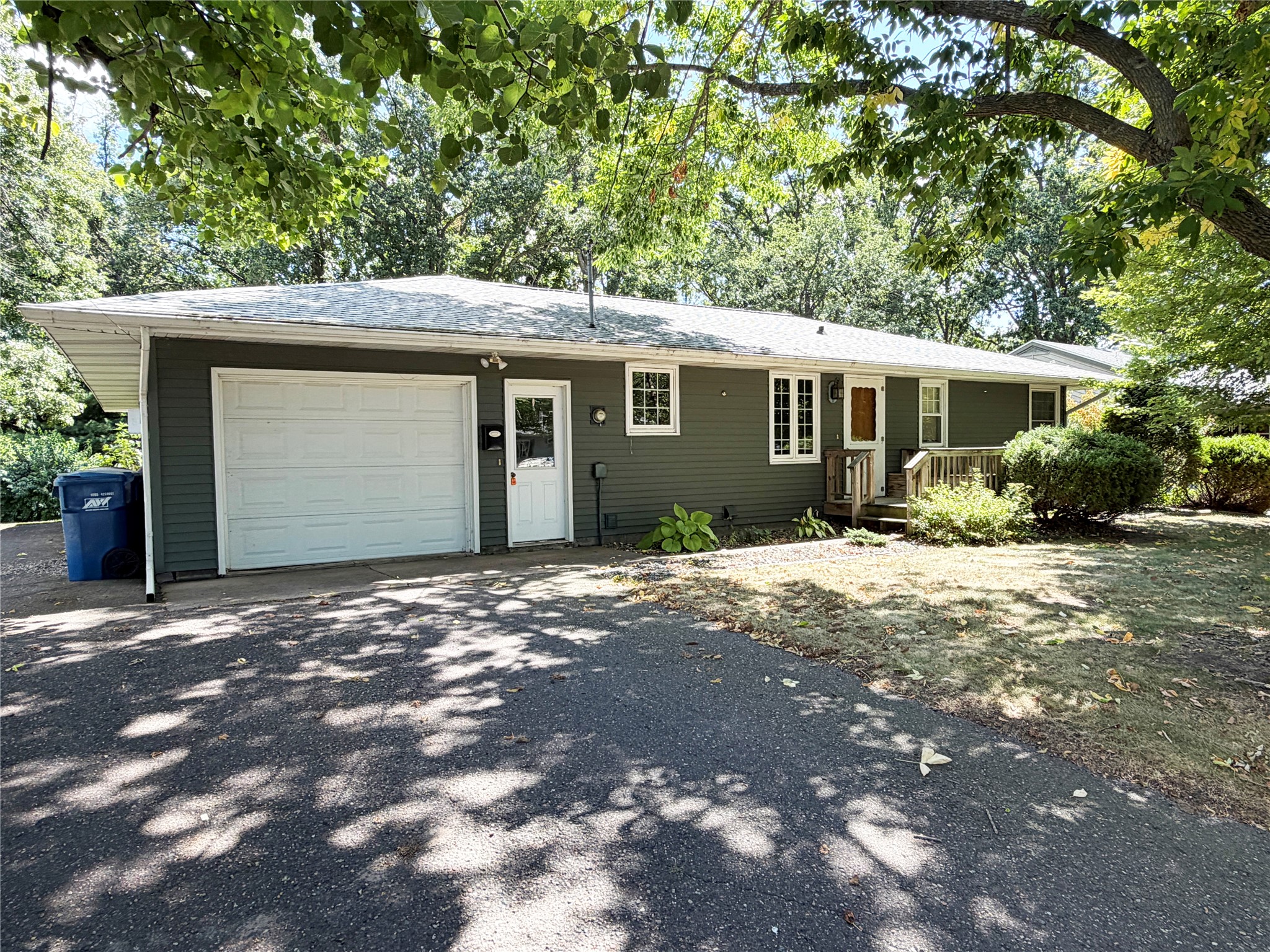 1105 Bayview Avenue Property Photo 35