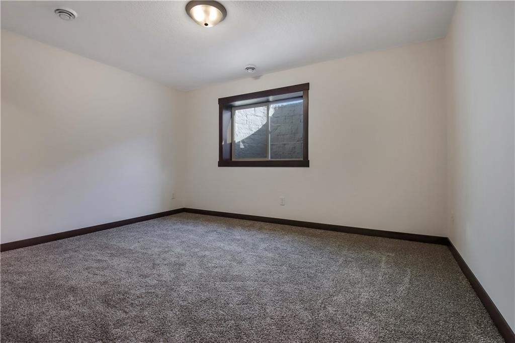 9084 S 24th Avenue Property Photo 31
