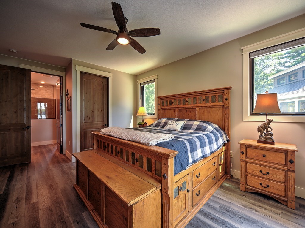 8687 Grover Point Road Property Photo 14
