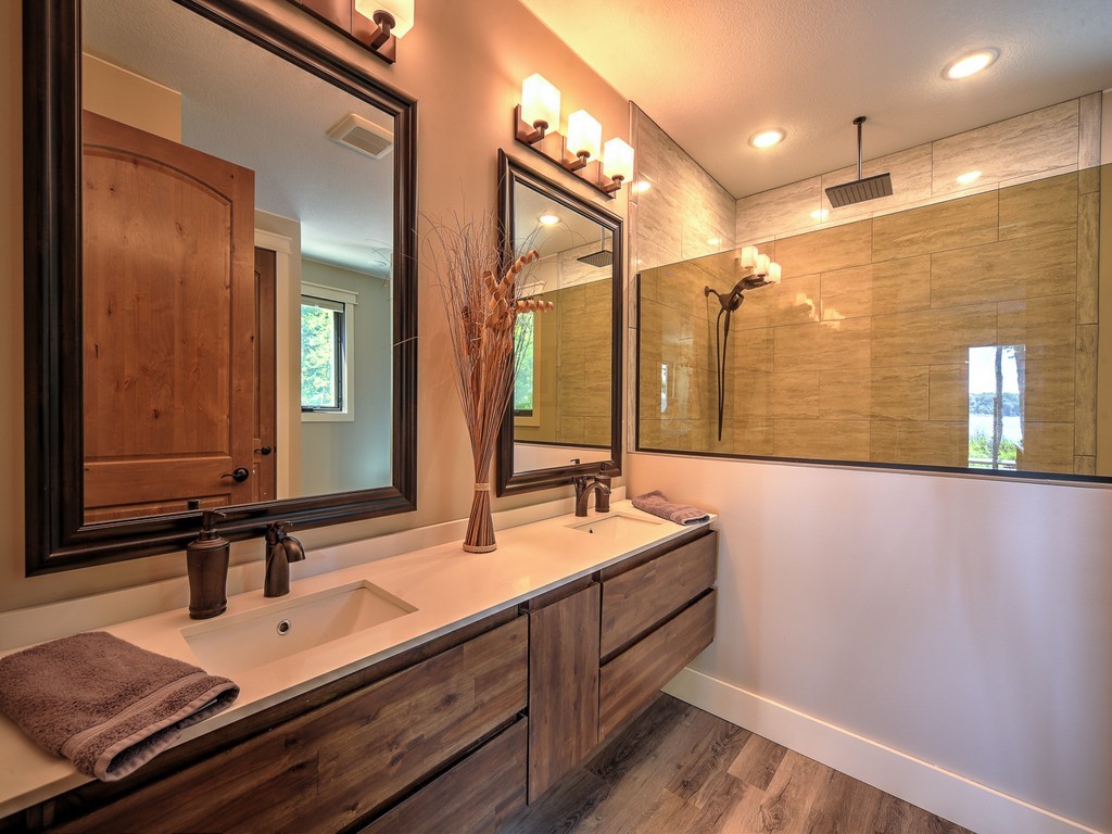 8687 Grover Point Road Property Photo 15