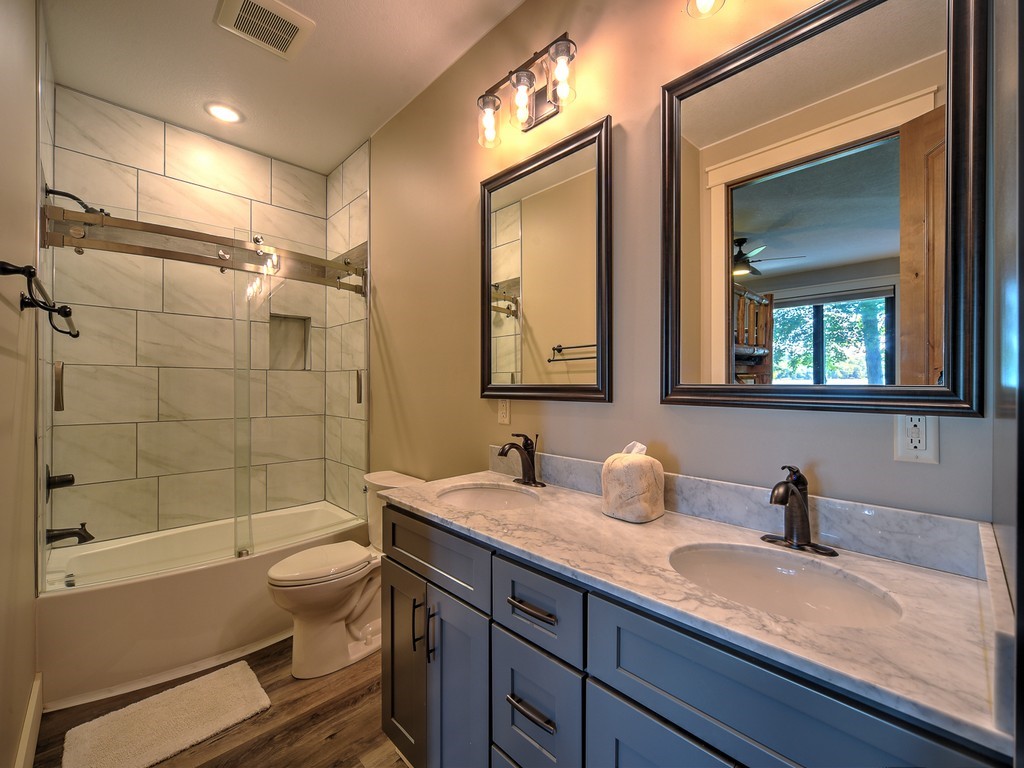 8687 Grover Point Road Property Photo 20