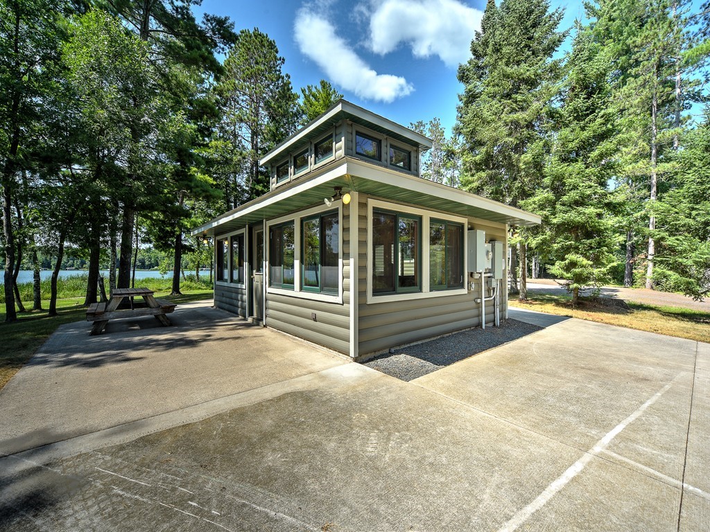 8687 Grover Point Road Property Photo 29