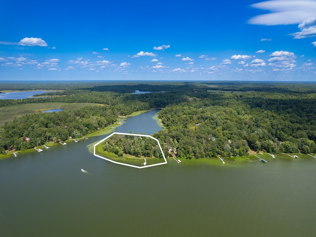 8687 Grover Point Road Property Photo 43