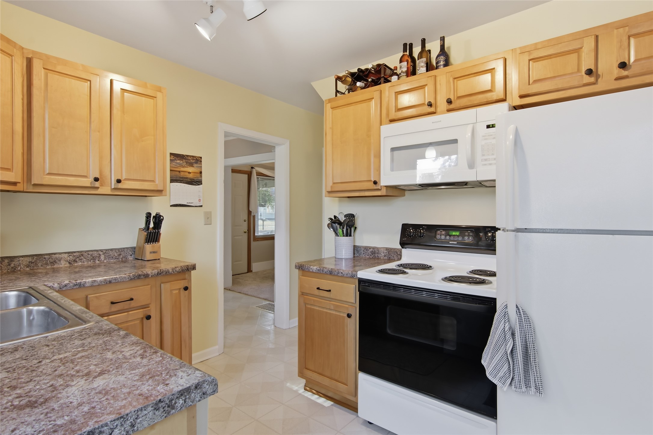 2832 5th Street Property Photo 8