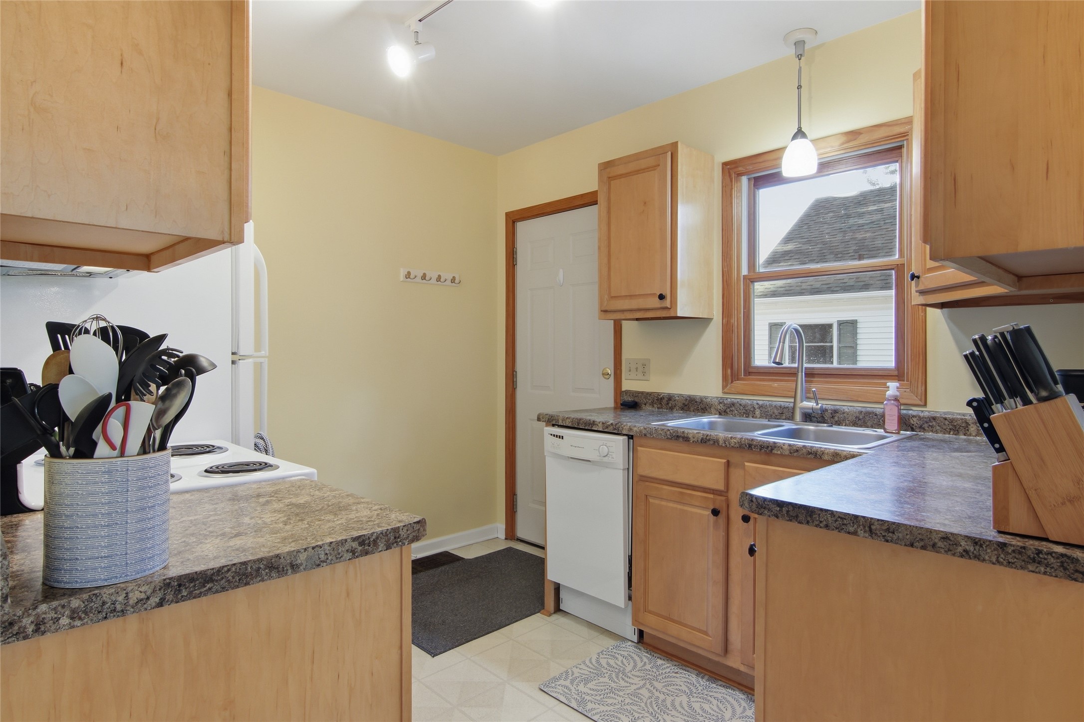 2832 5th Street Property Photo 10