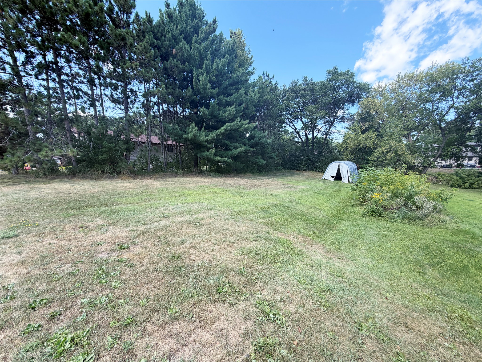 Xx Bayview Avenue Property Photo 3