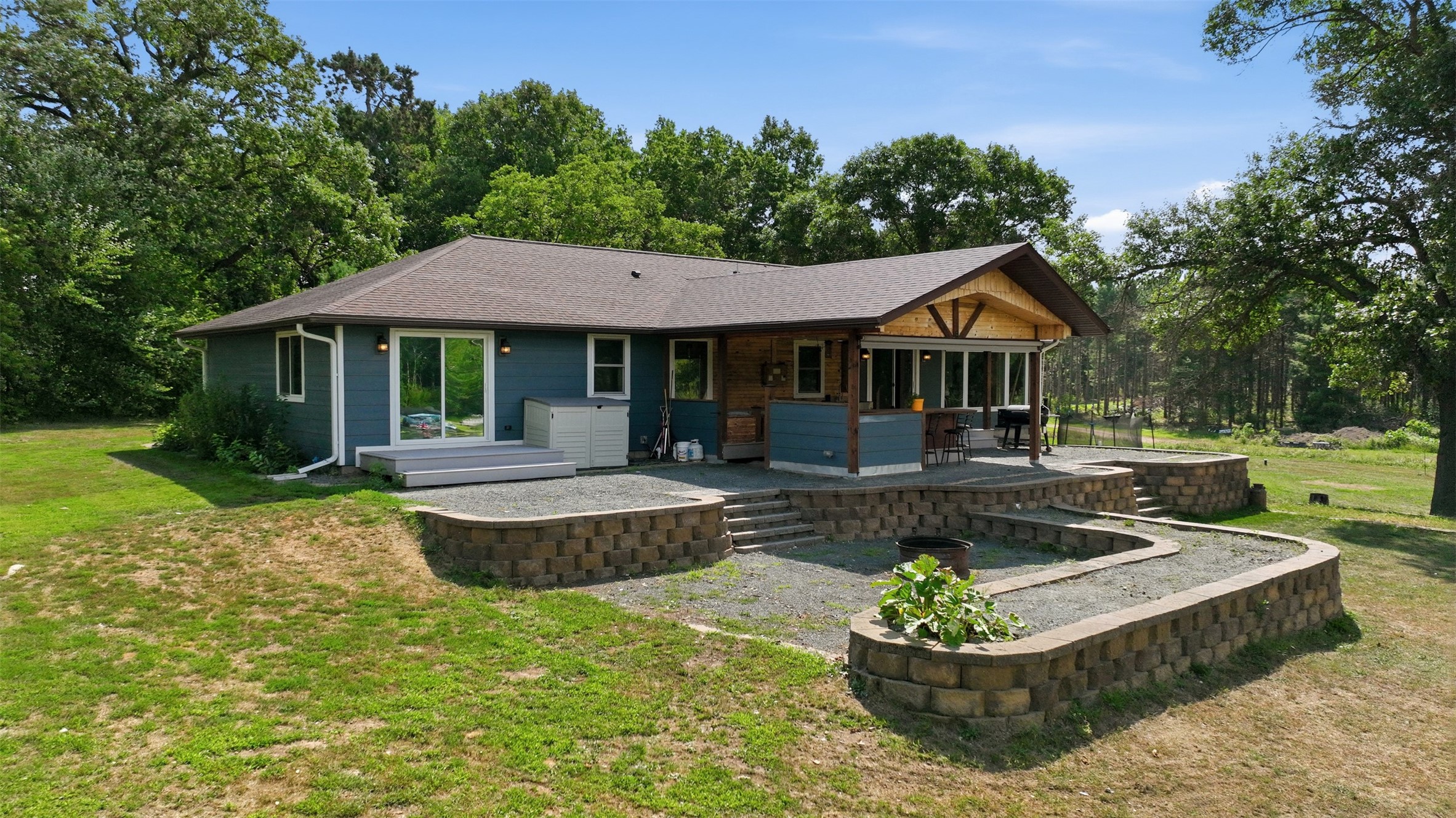 2740 7th Avenue Property Photo 1