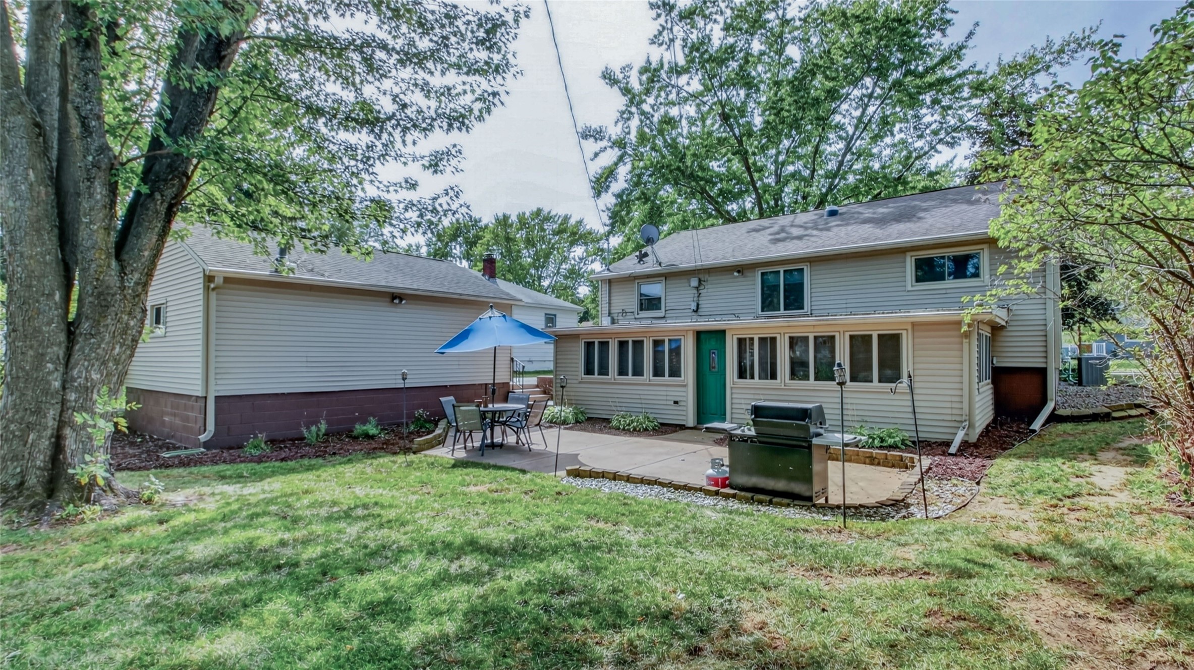 3145 Venus Avenue Property Photo 4