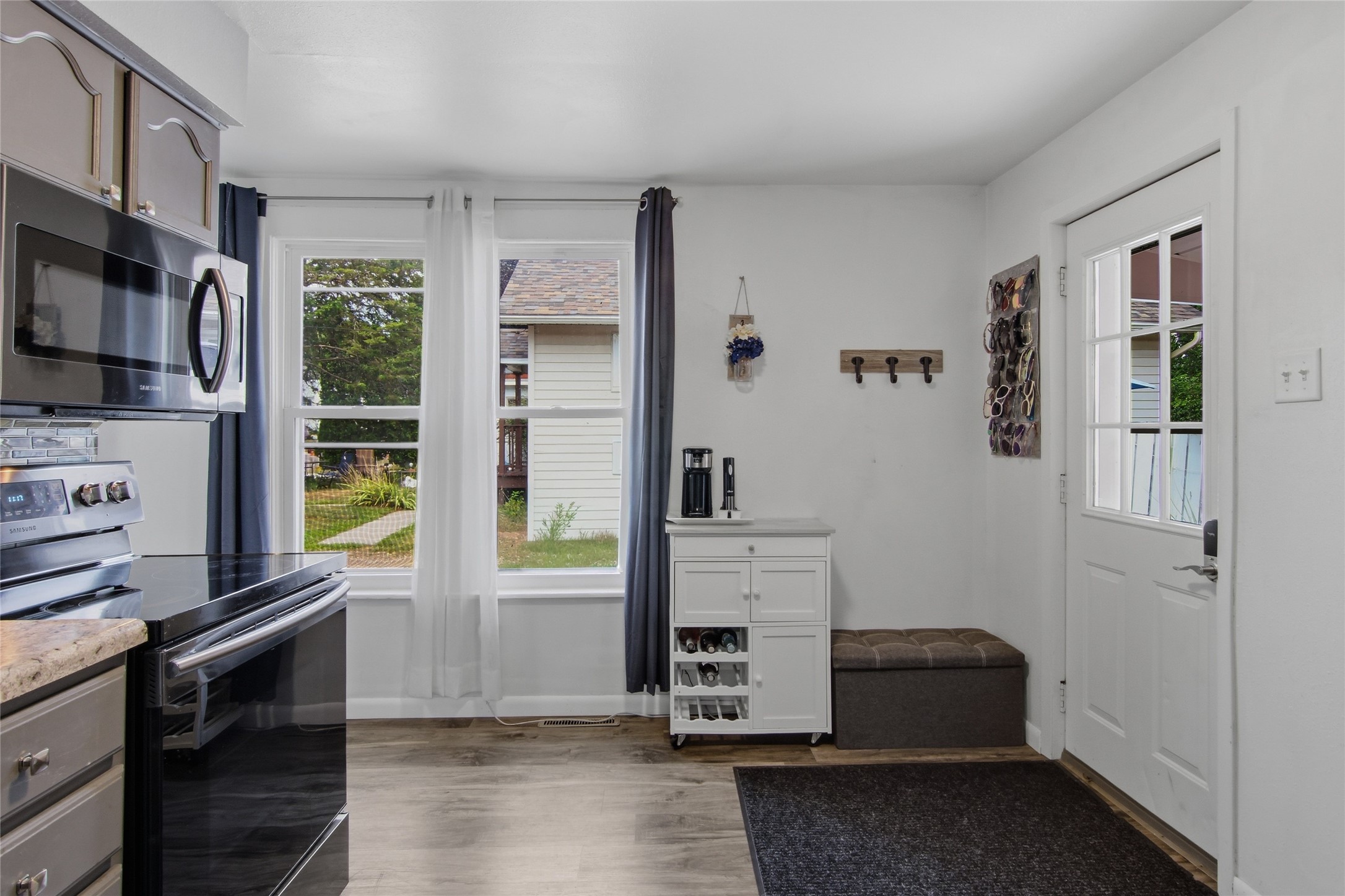 2015 4th Street Property Photo 6