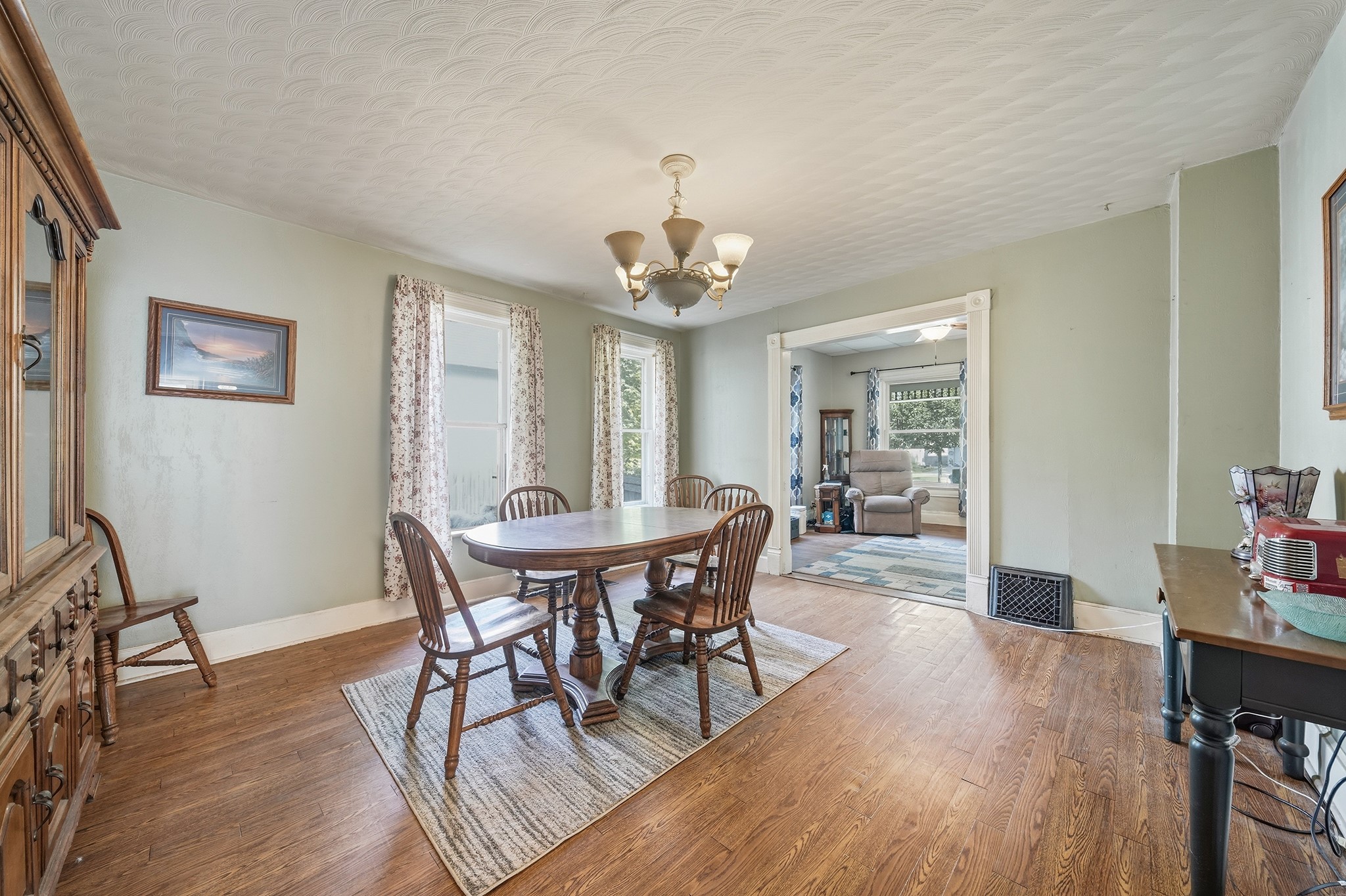 1551 E Madison Street Property Photo 10