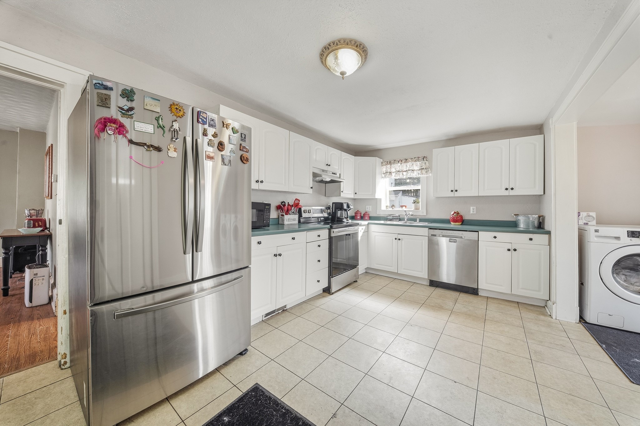 1551 E Madison Street Property Photo 11
