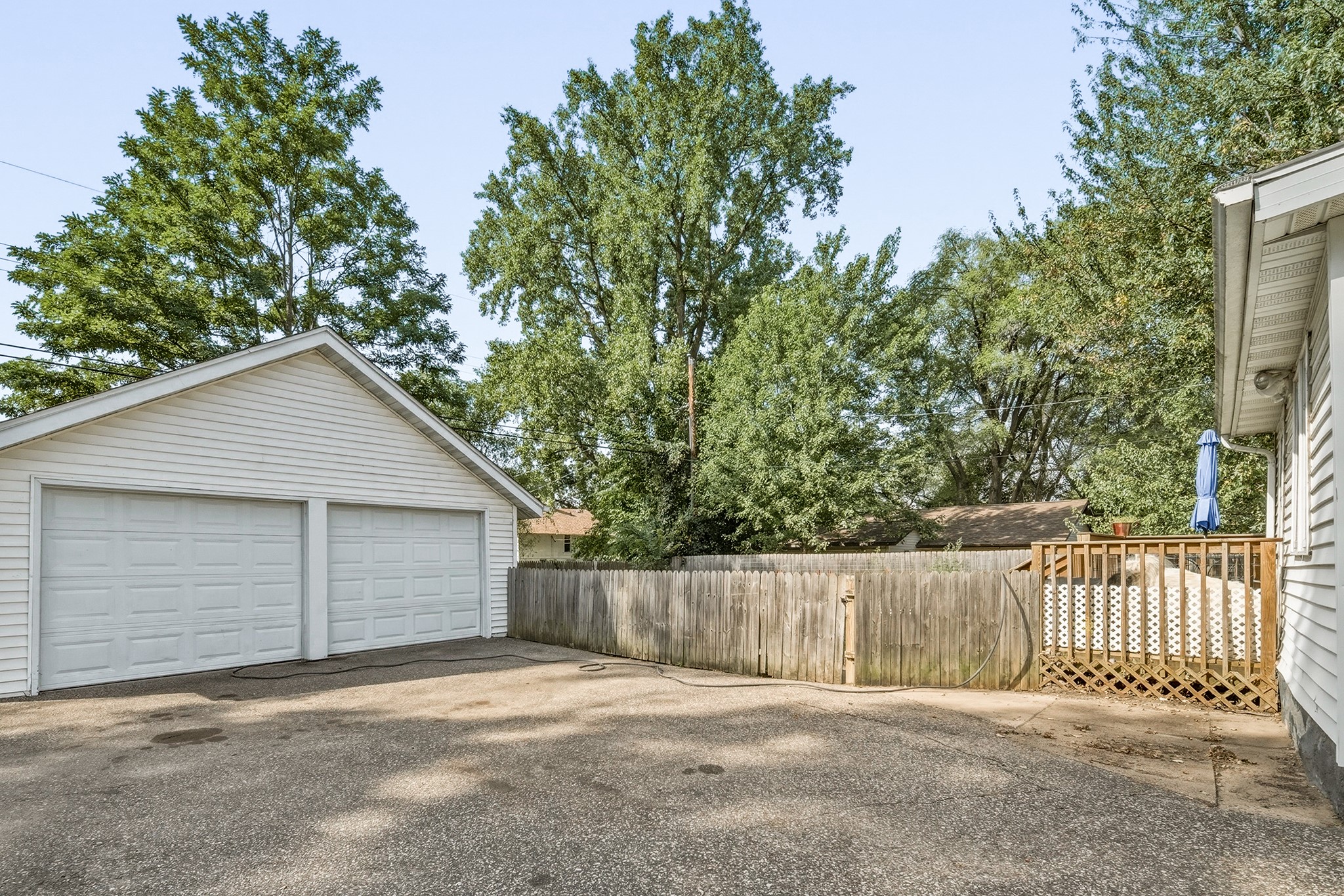 1551 E Madison Street Property Photo 27