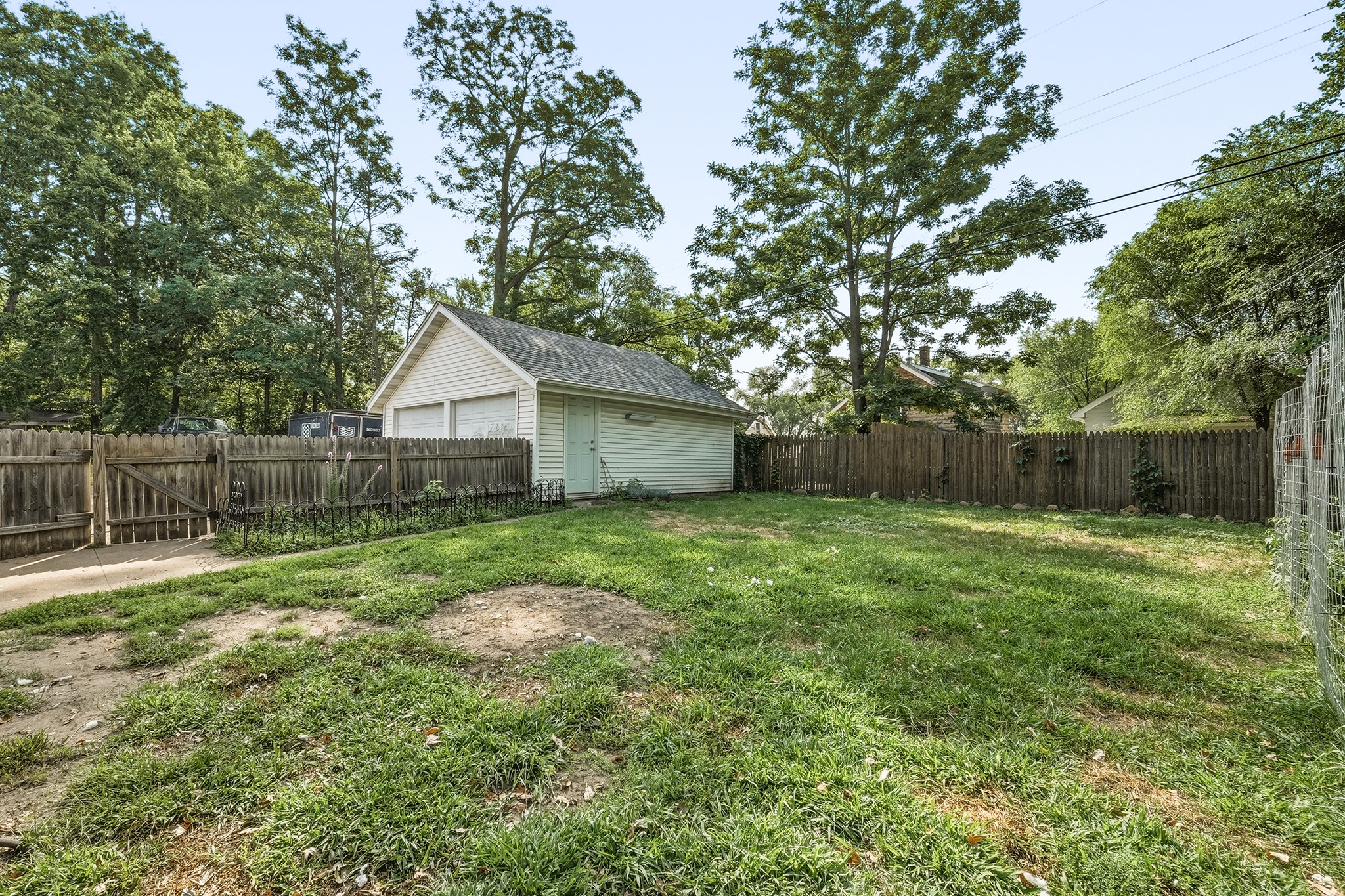 1551 E Madison Street Property Photo 29