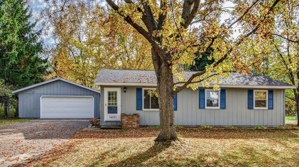 14251 47th Avenue Property Photo 1