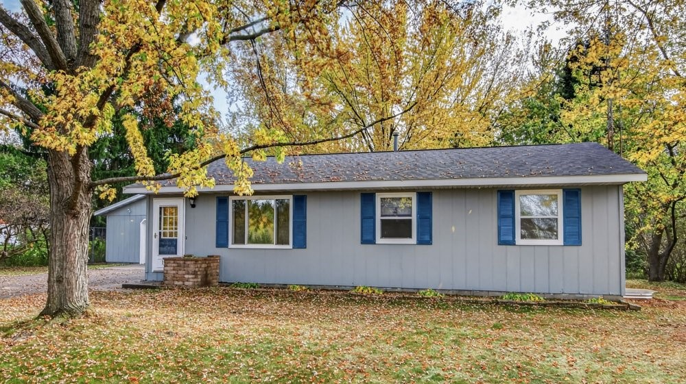 14251 47th Avenue Property Photo 2