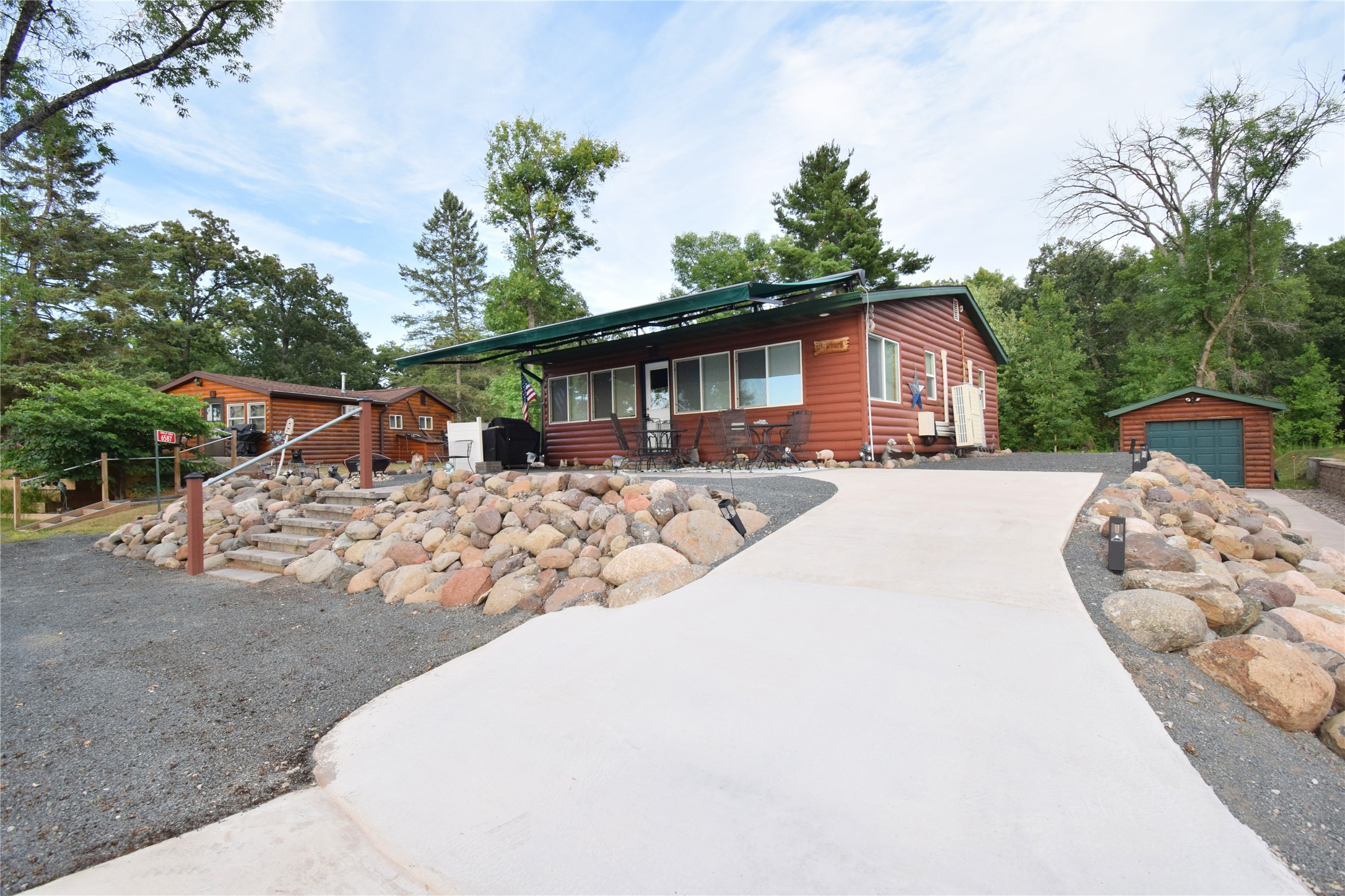 6587 Blue Heron Bay Drive Property Photo 1