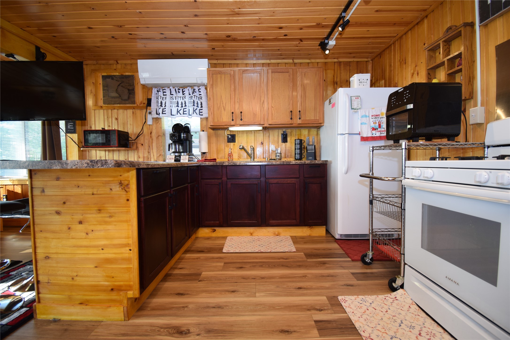 6587 Blue Heron Bay Drive Property Photo 16