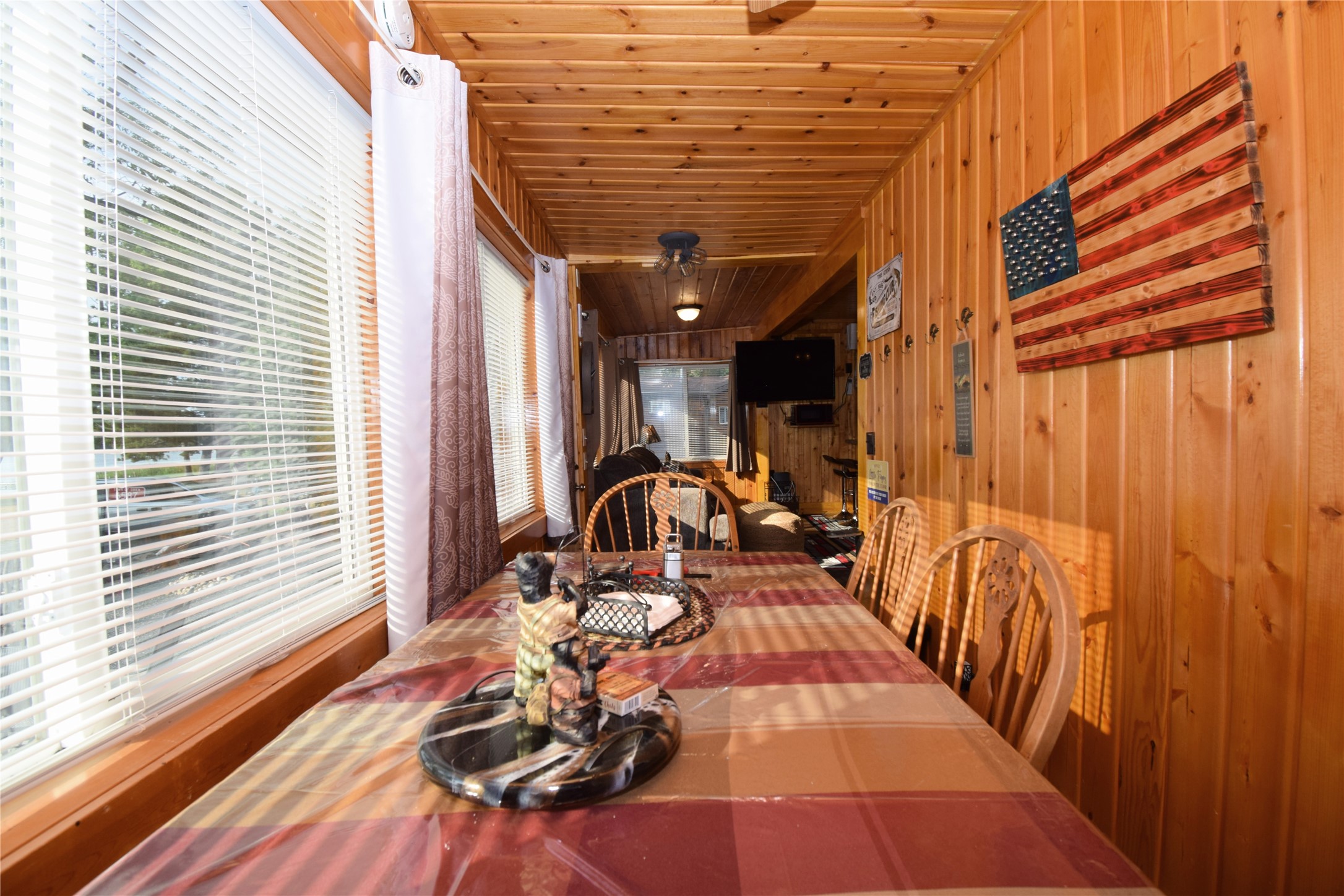 6587 Blue Heron Bay Drive Property Photo 22