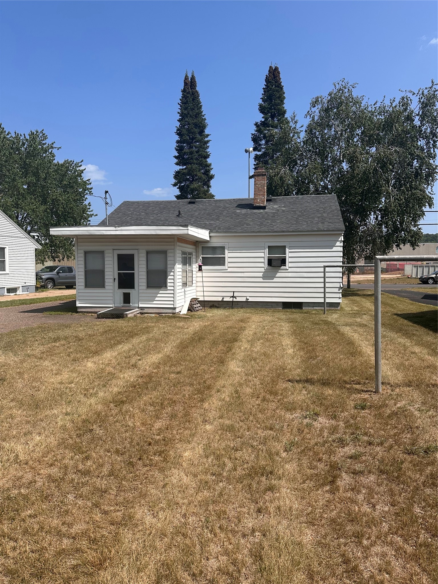 1518 Starr Avenue Property Photo 2