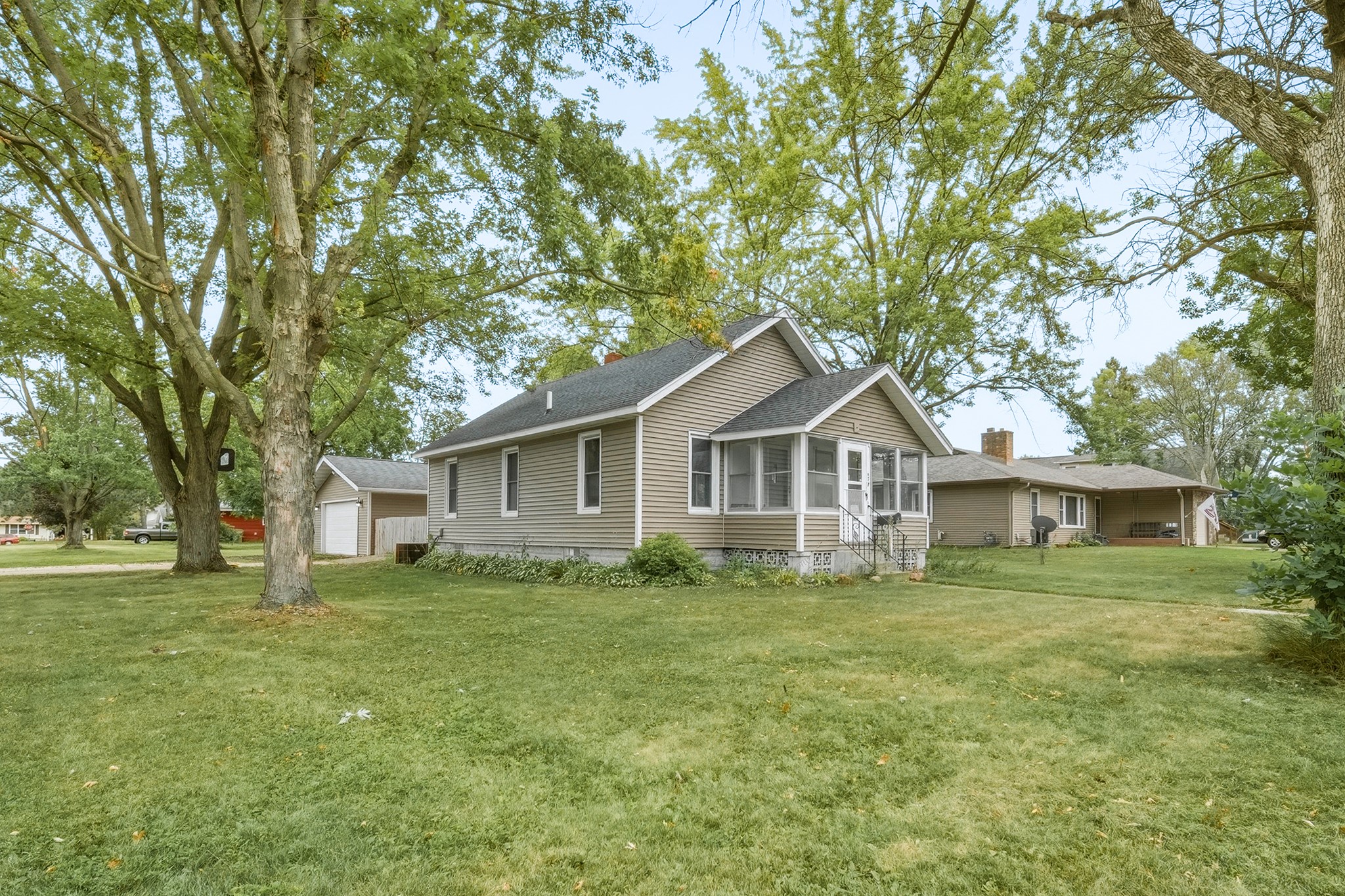479 Irvine Street Property Photo 1