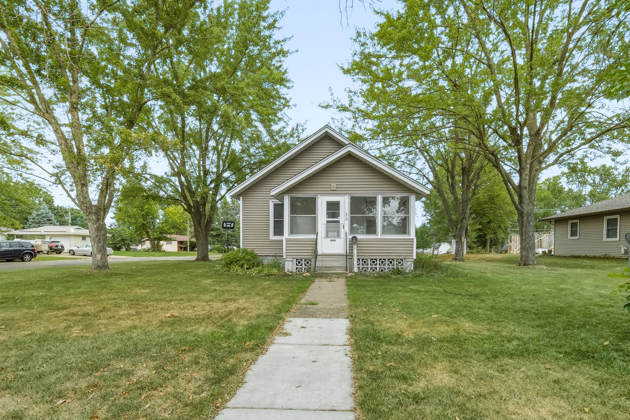 479 Irvine Street Property Photo 2