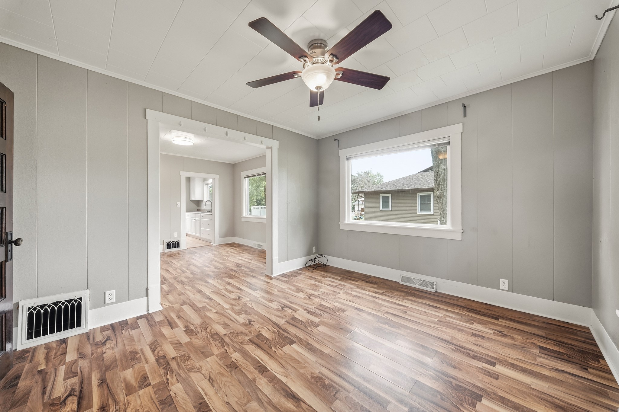 479 Irvine Street Property Photo 21