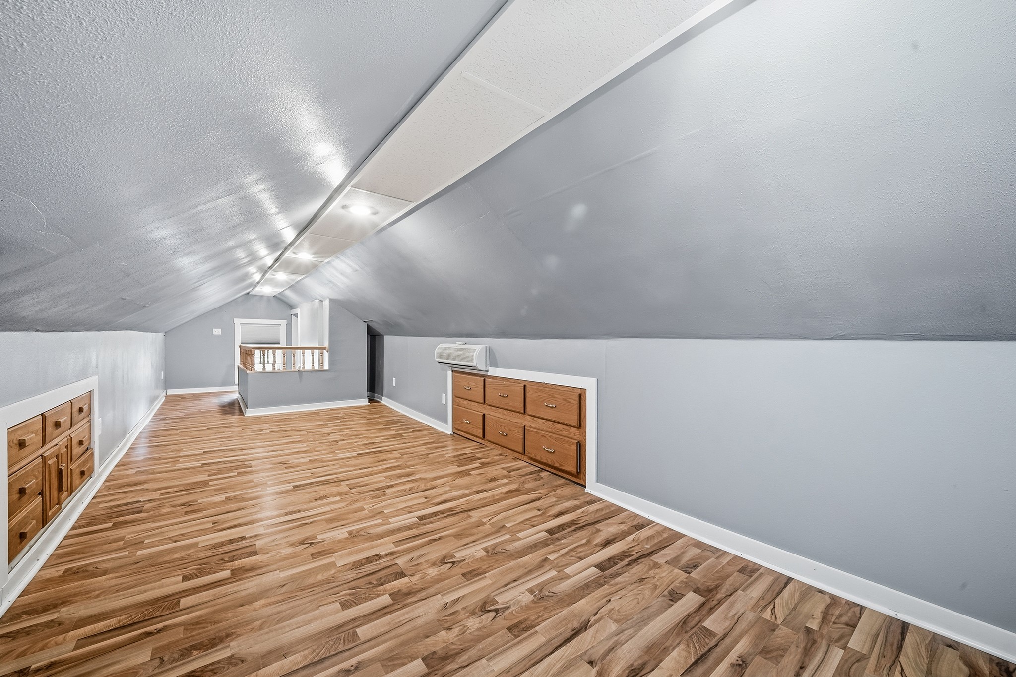 479 Irvine Street Property Photo 35