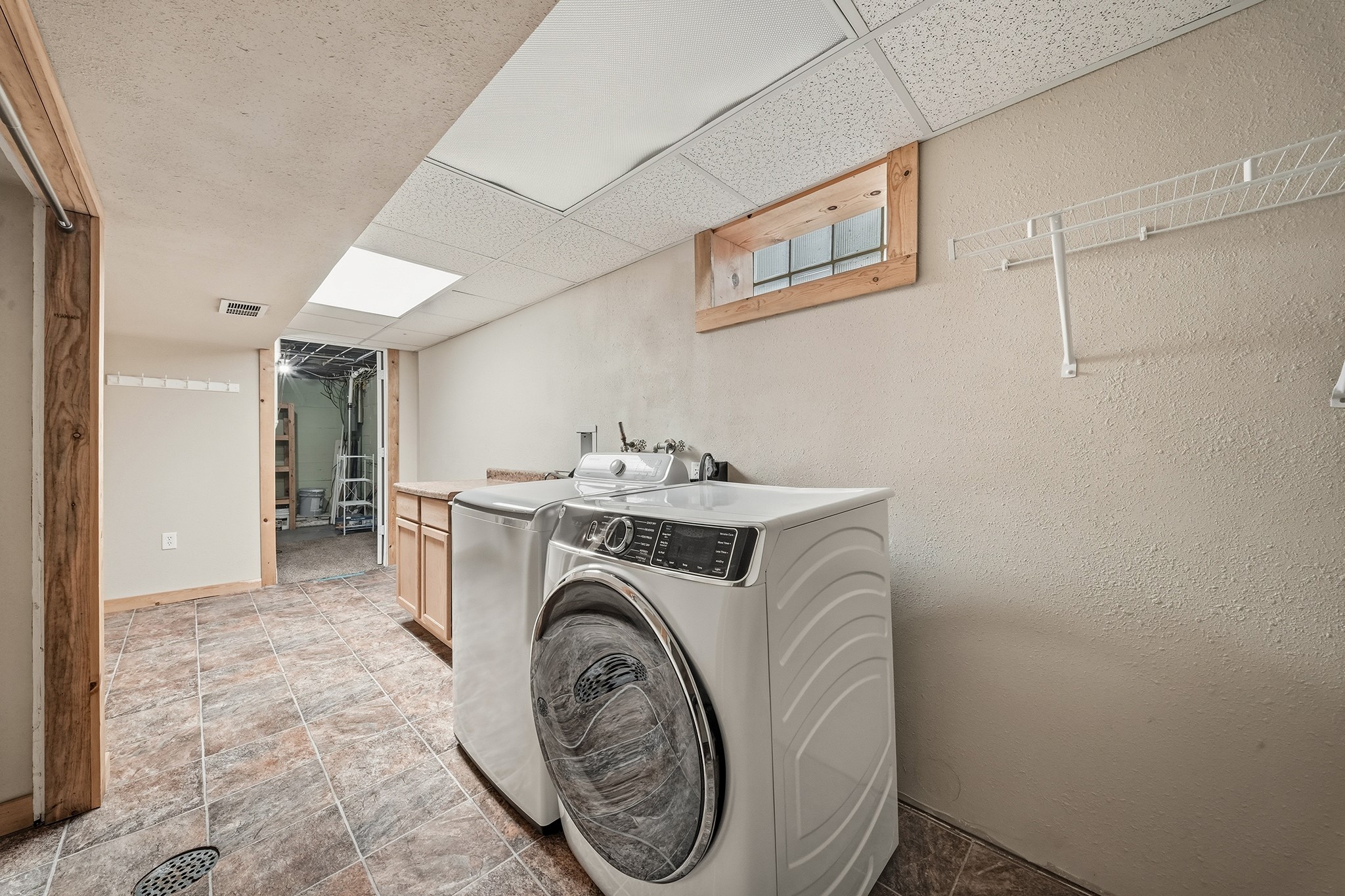 479 Irvine Street Property Photo 45