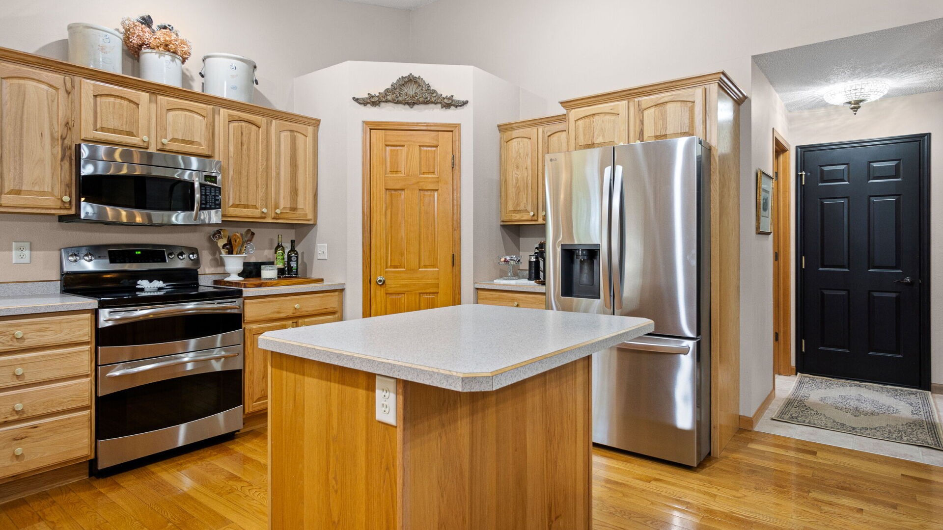 2111 High Point Drive Property Photo 31