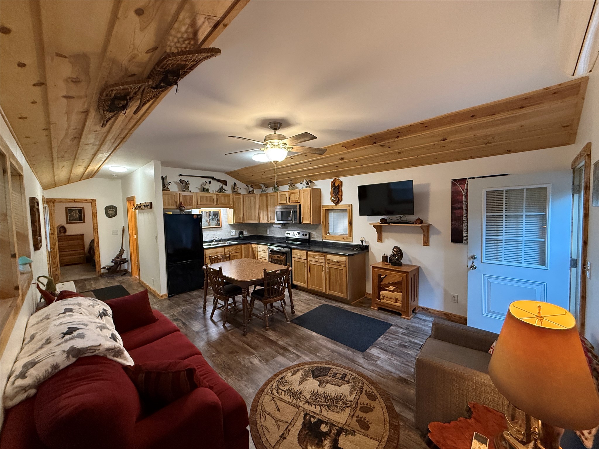 W8560 Oak Ridge Road Property Photo 8